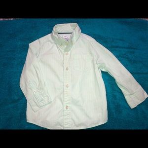 Long sleeve button down toddler shirt 👶🏻💚